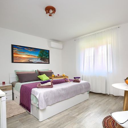 Kety Premantura Appartement Buitenkant foto